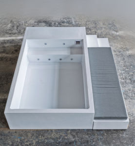 โรงแรมรีสอร์ทขนาดเล็กพร้อมสระว่ายน้ำไฟเบอร์กลาสแบบตั้งพื้น สระว่ายน้ำกลางแจ้ง อ่างจากุซซี่ สปาภายนอกอาคาร - Product Image 1