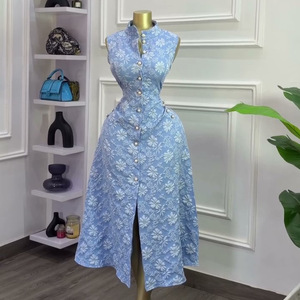 <span class=keywords><strong>Vestito</strong></span> <span class=keywords><strong>Lungo</strong></span> Elegante da Donna <span class=keywords><strong>con</strong></span> Stampa Floreale, Senza Maniche, Monopetto, <span class=keywords><strong>con</strong></span> <span class=keywords><strong>Spacco</strong></span>, per Serate Estive - Vendita all'Ingrosso - Product Image 2