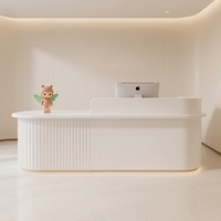 Comptoir de réception de salon de beauté en bois massif de luxe, comptoir de paiement, design moderne, durable, écologique, peinture cuite