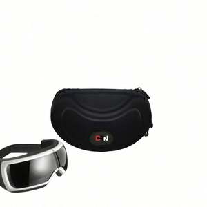 Sac de rangement EVA personnalisable avec insert en mousse antichoc, étanche, organiseur d'accessoires VR pour casque et lunettes - Product Image 1