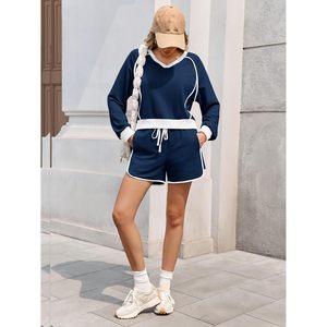 Fisoew Conjunto de chándal de 2 piezas para mujer, sudadera corta con cuello en V, pantalones cortos de cintura alta, conjunto informal holgado para entrenamiento de primavera - Product Image 4