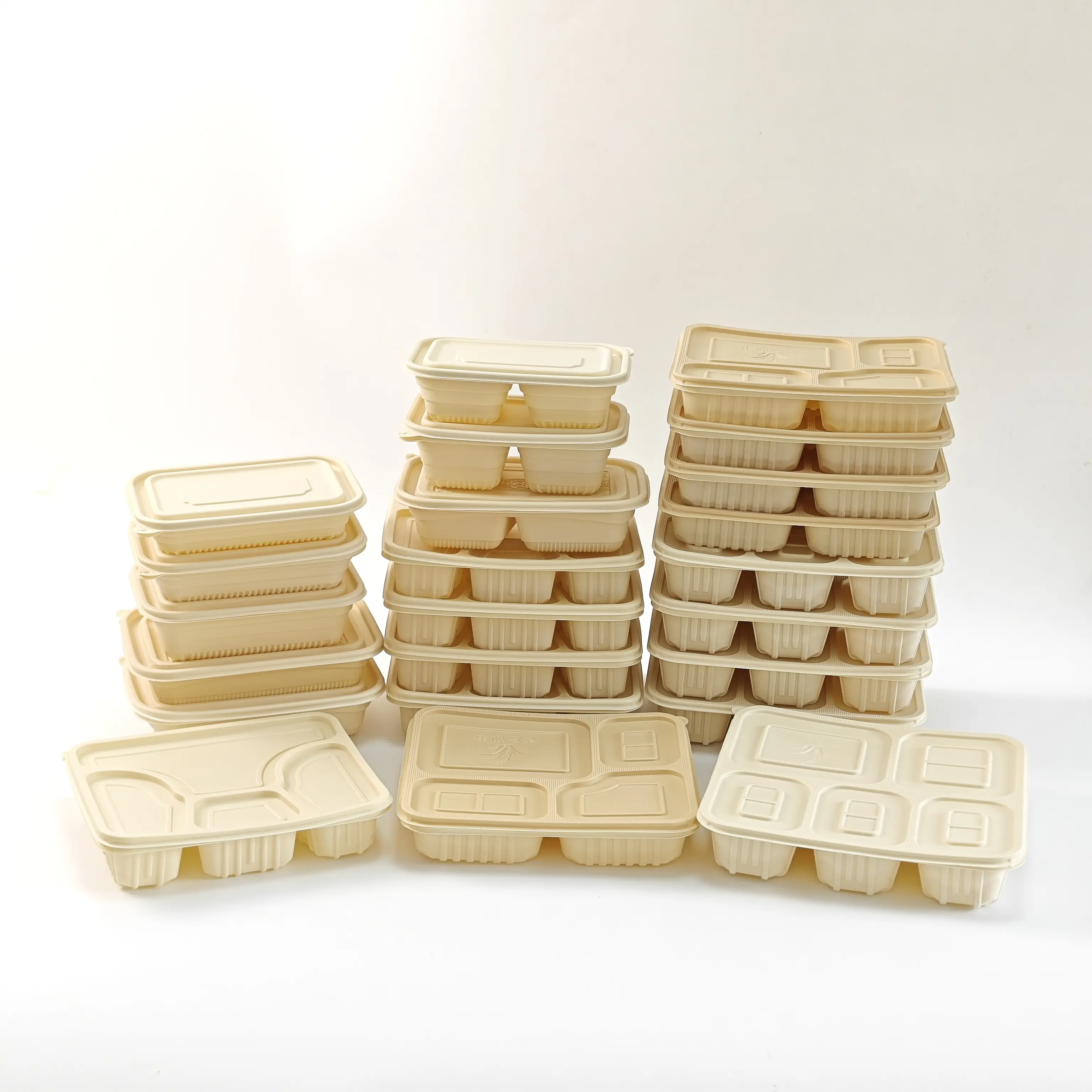 Caixas de embalagem para presente de venda direta dos fabricantes recipiente retangular para alimentos com 2 3 4 5 compartimentos de amido de milho