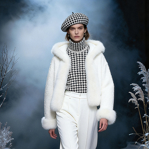 مهرجان معطف فرو صناعي دافئ أبيض سميك للنساء السيدات في الشتاء مع مقنعين - Product Image 1