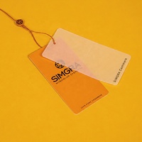 Étiquette suspendue personnalisée avec logo métallique, papier texturé spécial, coins arrondis, papier sulfurisé transparent avec cordon personnalisé