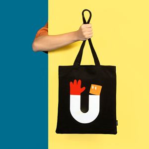 Feuilles de <span class=keywords><strong>vinyle</strong></span> thermocollant pré-découpées Guangyintong, <span class=keywords><strong>vinyle</strong></span> mat PU découpé sur mesure pour les applications d'impression sur t-shirts, <span class=keywords><strong>vinyle</strong></span> thermocollant - Product Image 3