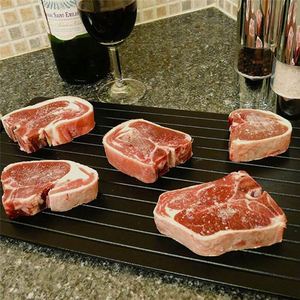 Plateau de décongélation rapide pour aliments congelés, viande et fruits - Outil de cuisine portable et écologique en aluminium - Product Image 3