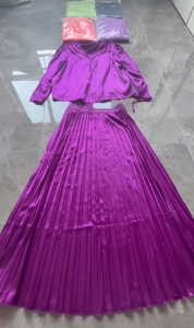 N8115 时尚秋季女式裙子和上衣套装 系带长袖上衣和百褶裙套装 女式两件套 - Product Image 3