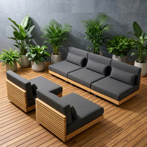 Ensemble de canapés de jardin modulaires d'extérieur avec coussins, structure en bois, mobilier de salon de patio pour hôtel et villa - Product Image 1