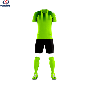 <span class=keywords><strong>Ensemble</strong></span> complet personnalisé d'uniformes de football de club de kit de football porter vrai homme Version thaïlandaise vêtements de football combinaisons de football - Product Image 1