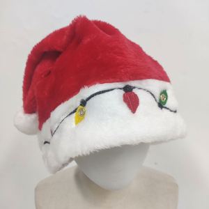 Chapeau de Père Noël brodé sur mesure, accessoires de Noël en gros, chapeaux de Noël en peluche fantaisie avec éclairage LED - Product Image 3