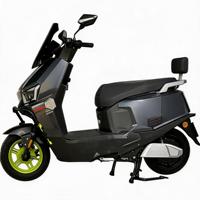 Sepeda Motor Listrik Motor 2000W Baterai Lithium Lepas Pasang Jarak Tempuh Jauh Cukup Tinggi Ketinggian Tanah untuk Perjalanan Sehari-hari Amerika Selatan