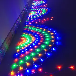 निविड़ अंधकार सजावटी 220V क्रिसमस आउटडोर आरजीबी मोर शादी क्रिसमस Decors के लिए नेट परी स्ट्रिंग रोशनी उद्यान रोशनी