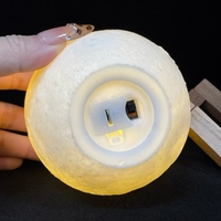 Vente en gros de table de chevet Ins Moon, lampe de bureau à LED peinte à la main, interrupteur de forme rechargeable par USB, style graffiti pour la maison