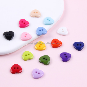 Hình Trái Tim Màu Sắc Đầy Màu Sắc Nhựa Nút <span class=keywords><strong>2</strong></span> Lỗ Nhựa Nhựa Nút Cho May Mặc Áo Sơ Mi - Product Image 3