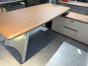 Conjunto de muebles de oficina de lujo moderno contemporáneo Durable Último ejecutivo CEO Escritorio Gerente Mesa de uso de empresa de MDF en forma de L - Product Image 5