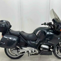 Moto de tourisme 1100cc, moteur Boxer, refroidissement par eau, avec ABS, poignées chauffantes, pare-brise réglable, système audio