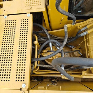 Excavatrice sur chenilles d'occasion Caterpillar CAT320BL de 20 tonnes, 90 % neuve, haute qualité, durable, best-seller - Product Image 4