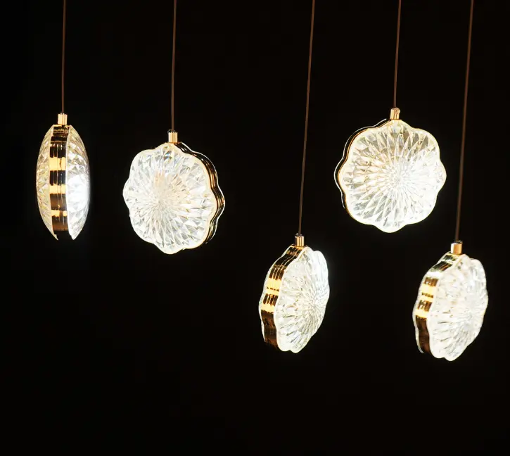 Offre Spéciale moderne cristal pétale lustre lumière fête de mariage événement pendentif suspendu éclairage décoration 5 têtes