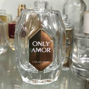 2025 etichetta in metallo <span class=keywords><strong>per</strong></span> stampa 3d con profumo di lusso personalizzato e bottiglia di <span class=keywords><strong>vino</strong></span> e Shampoo in metallo con Design Vintage, OEM/ODM accettato - Product Image 3