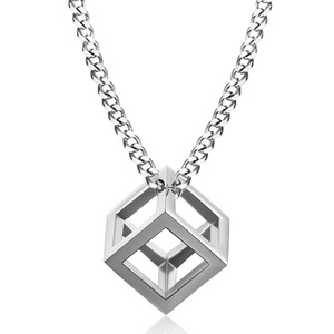 Collar con Colgante de Cubo Geométrico Hueco de Acero Inoxidable de 13 mm, Joyería de Moda para Uso Diario - Product Image 1