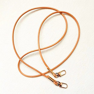 LST290 4mm Piping Heard String Cordón plano trenzado Fabricación de joyas Organizador de viaje Joyeros Collar genuino redondo Cordones de cuero - Product Image 3