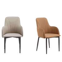 Chaise de salle à manger moderne avec revêtement en cuir PU, structure en métal thermolaqué, design léger pour restaurants et hôtels haut de gamme