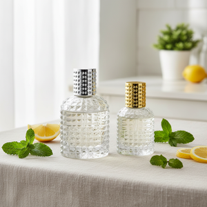 Flacons de parfum en verre de luxe personnalisés de 30 ml, 50 ml, 100 ml, avec bouchon à vis et pompe à baïonnette en diamant pour sérum de soin de la peau - Product Image 3