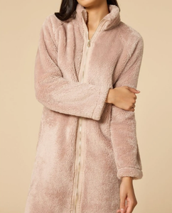 Manufacturer OEM Home Hotel Plus Size Flannel Bath Robes Women <strong>Gowns</strong> Thermal Fleece Nightgowns Bathrobe Women's Plush <strong>Zip</strong> Robe - Product Image 2