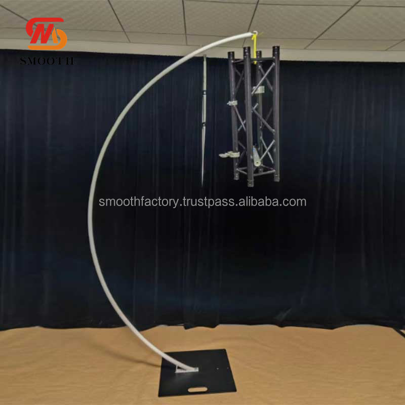 ขาตั้งสีขาว