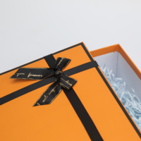 Caja de Regalo de Cartón Rígido de Diseño Personalizado de Lujo para Cada Detalle, con Tapa y Base, Lazo de Cinta de Terciopelo, Caja de Papel