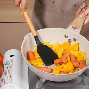 أحدث سيليكون مكون من 19 قطعة مع لوح قصاصات بمقبض خشبي ودلو تخزين ملعقة سيليكون آمنة أجنبية - Product Image 2