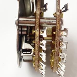 Selector de Pastillas para Guitarra Eléctrica ST de Doble Capa <span class=keywords><strong>y</strong></span> 5 Vías de Alta Calidad con Perilla Negra, Blanca <span class=keywords><strong>y</strong></span> Amarilla - Product Image 3