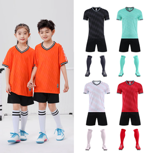 ชุดเสื้อฟุตบอลสำหรับเด็กผู้ชายเสื้อยืดแขนสั้นพิมพ์ลายพร้อมกางเกงขาสั้นชุดฝึกซ้อมฟุตบอลสโมสรเด็ก - Product Image 1