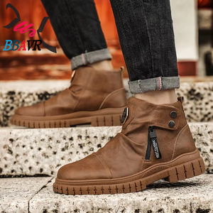 Botas Chelsea Casuales para Hombre, Zapatillas de Trabajo Impermeables y Modernas para Invierno y Verano - Product Image 3