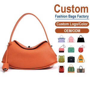 Sac bandoulière personnalisé en cuir pleine fleur texturé litchi avec fermeture magnétique et détail tirette pour femme – Hiver/Automne/Été - Product Image 1