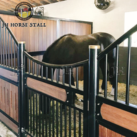 Projet d'écurie pour chevaux JH, panneaux avant en acier pour boxes, aménagement personnalisé, construction de grange équestre pour ferme équine professionnelle