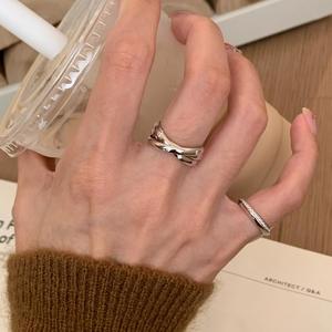 แหวนเงินแท้ S925 ดีไซน์เก๋ วินเทจ หลายชั้น ดีไซน์หรูหรา ประดับเพชรเรียบง่ายที่ตำแหน่งบอกขนาด - Product Image 2