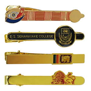 Spilla per Cravatta Professionale in Metallo Dorato con Smalto Morbido, Logo Personalizzato, Fermacravatta su Misura per Uomo - Product Image 5