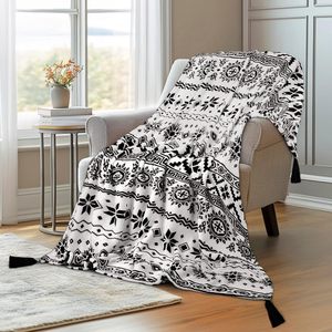 Couverture en flanelle super douce de style bohème pour canapé, couverture imprimée aztèque avec pompons, couverture bohème douce et confortable pour la décoration de la maison - Product Image 1