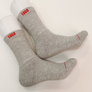 Calcetines de Skateboarding Americanos con Letras S, Diseño Moderno, Logotipo Rojo y Letras Blancas Imprescindible para <span class=keywords><strong>zapatillas</strong></span> de caña alta. - Product Image 4