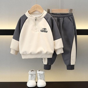 Ensemble de survêtement pour garçons, automne/hiver 2025, nouveau sweat-shirt en <span class=keywords><strong>molleton</strong></span> doublé de polaire, shorts, style coréen, vêtements de sport pour enfants, animal/dessin animé - Product Image 3