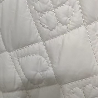 Tissu matelassé imperméable en coton avec motif floral mat épaissi, nouveau tissu en maille de type usine source pour vestes matelassées