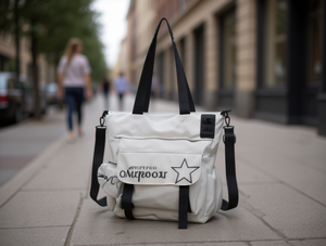 Bolso Bandolera Impermeable de Tela Compuesta con Decoración de Letras para Uso en Todas las Estaciones - Product Image 2