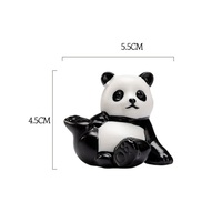 Ornement de théière en céramique peinte à la main en forme de panda pour la décoration d'étagère ou de bureau