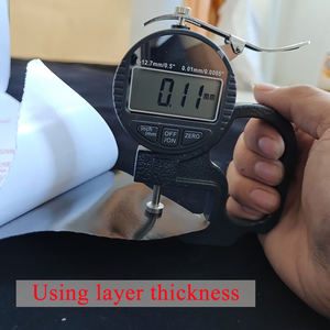 Vinilo Adhesivo <span class=keywords><strong>para</strong></span> Tanques de Motocicleta, <span class=keywords><strong>Precio</strong></span> Especial, Negro Brillante, Adhesivos <span class=keywords><strong>para</strong></span> Autos, Rollo de Vinilo PVC Autoadhesivo, Material Imprimible Permanente, Rollo de Vinilo Holográfico - Product Image 3