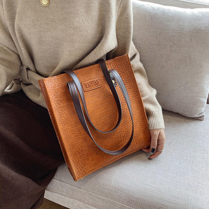 Bolsos de Hombro de Color Sólido en Oferta, Bolsos de Mano de Cuero para Mujer, Bolsos de Moda para Estudiantes - Product Image 5