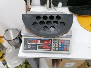 Vente en gros usine : Rabattable de vitesse industriel en caoutchouc jaune-noir, carré standard, pour la sécurité routière - Product Image 5