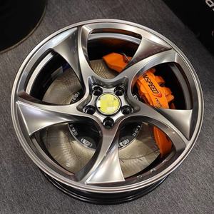 ล้อแม็กซ์สีเงินขนาด 17-22 นิ้ว ผลิตด้วยวิธีการฟอร์จ สำหรับ 718 Taycan - Product Image 1