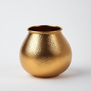 Hosepot ทองเหลืองสีทองโบราณที่ได้รับแรงบันดาลใจจากมรดกซึ่งได้รับการออกแบบมาเพื่อการตกแต่งสวนที่หรูหราและการตกแต่งภายในที่พรีเมี่ยม - Product Image 1