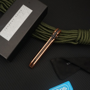 Couteau de survie et d'entraînement pliant Tredknix BM940 avec lame classique et manche en aluminium aéronautique S30V, vente en gros - Product Image 6